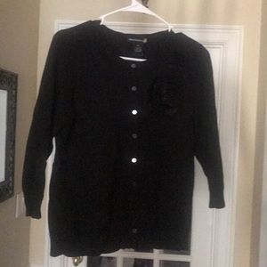 Cardigan sweater with flowers